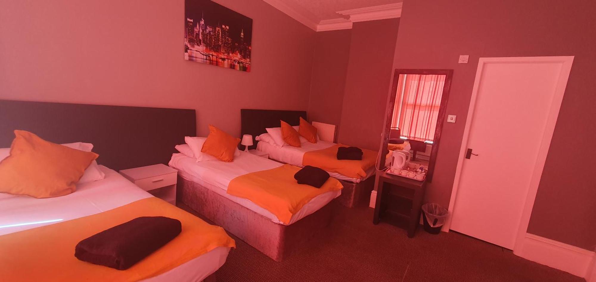 Hotel Palm By The Sea 3*